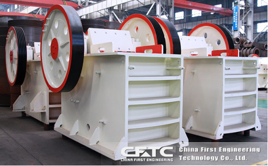 Perawatan dan perbaikan jaw crusher peralatan tambang