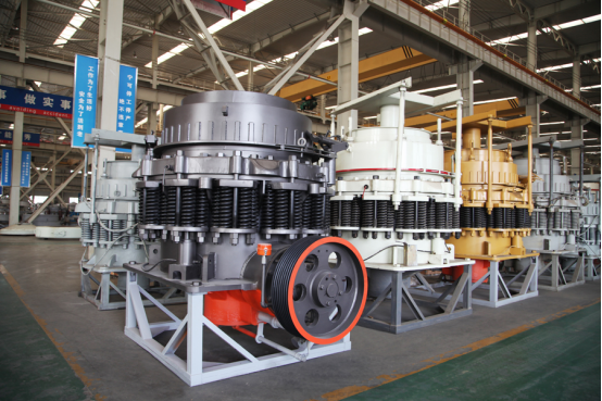 Penerapan cone crusher pada lini produksi agregat pasir dan kerikil