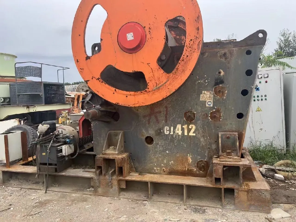jaw crusher Sandvik CJ412 - Mesin Pemecah Batu | CFTC