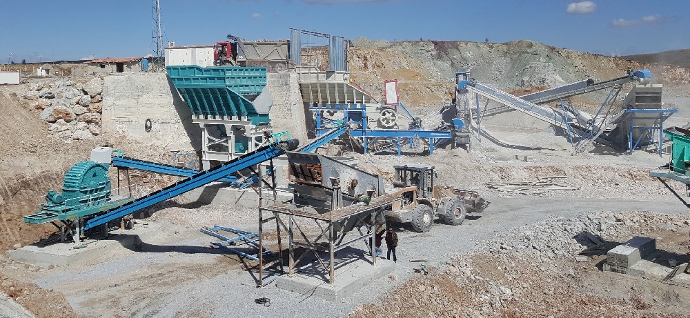 Dampak Kekerasan Material Umpan pada Pemilihan Crusher - Berita Industri Mesin Pemecah Batu | CFTC